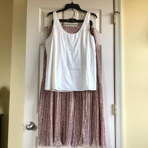 G.I.L.I Bundle Tiered Maxi Skirt & Scoop Neck Sleeveless Top Snake Ivory SZ L/14